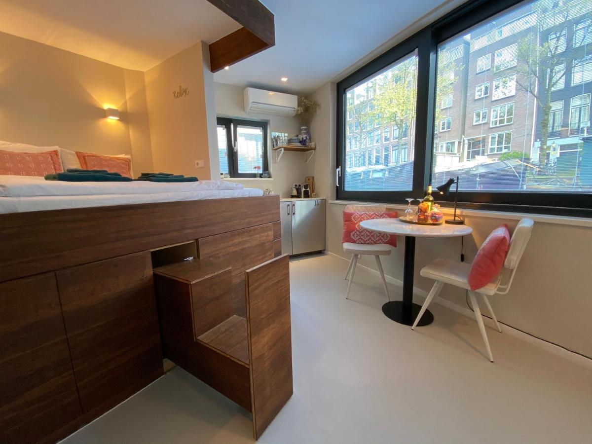 Houseboat Sophia Hotel Amsterdam Exterior photo